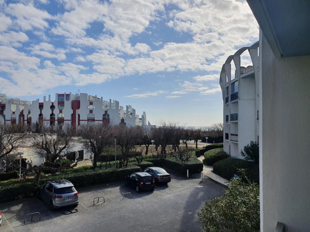 Studio La Grande Motte, Parking Екстериор снимка
